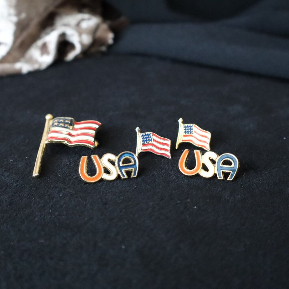 Lot of 5 Tiny USA and American Flag Pins Lapel Cap Buttonhole July 4 Olympics